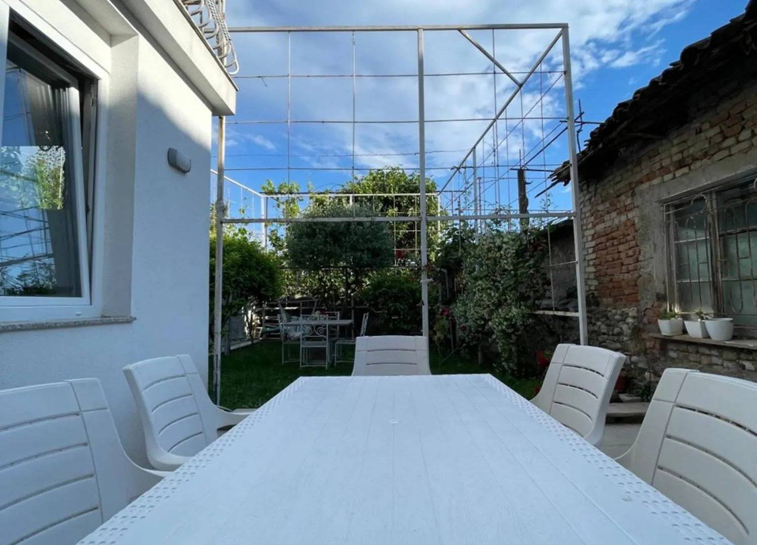 Vila Nela Shkoder